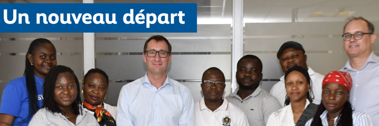Equipe FES RDC et avec Constantin Grund(Directeur entrant) et Monsieur Manuel Wollschläger (Directeur sortant)