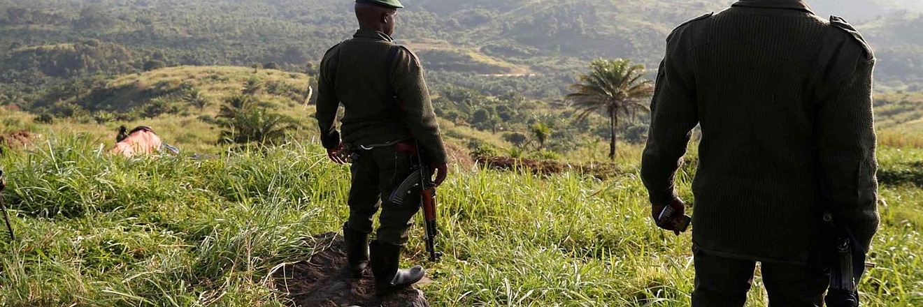 Soldat de la FARDC en haut dans les montages de l'Est du Pays